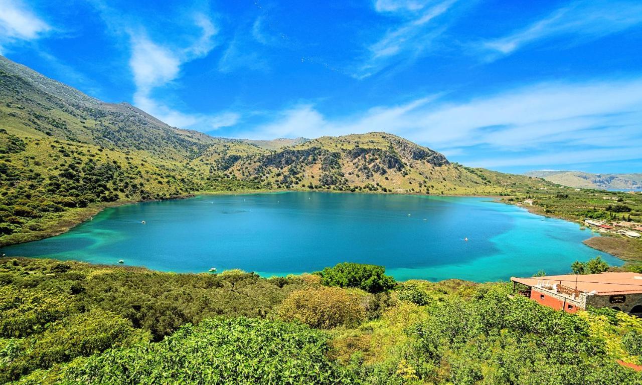 Du Lac Villas Kournás Екстериор снимка