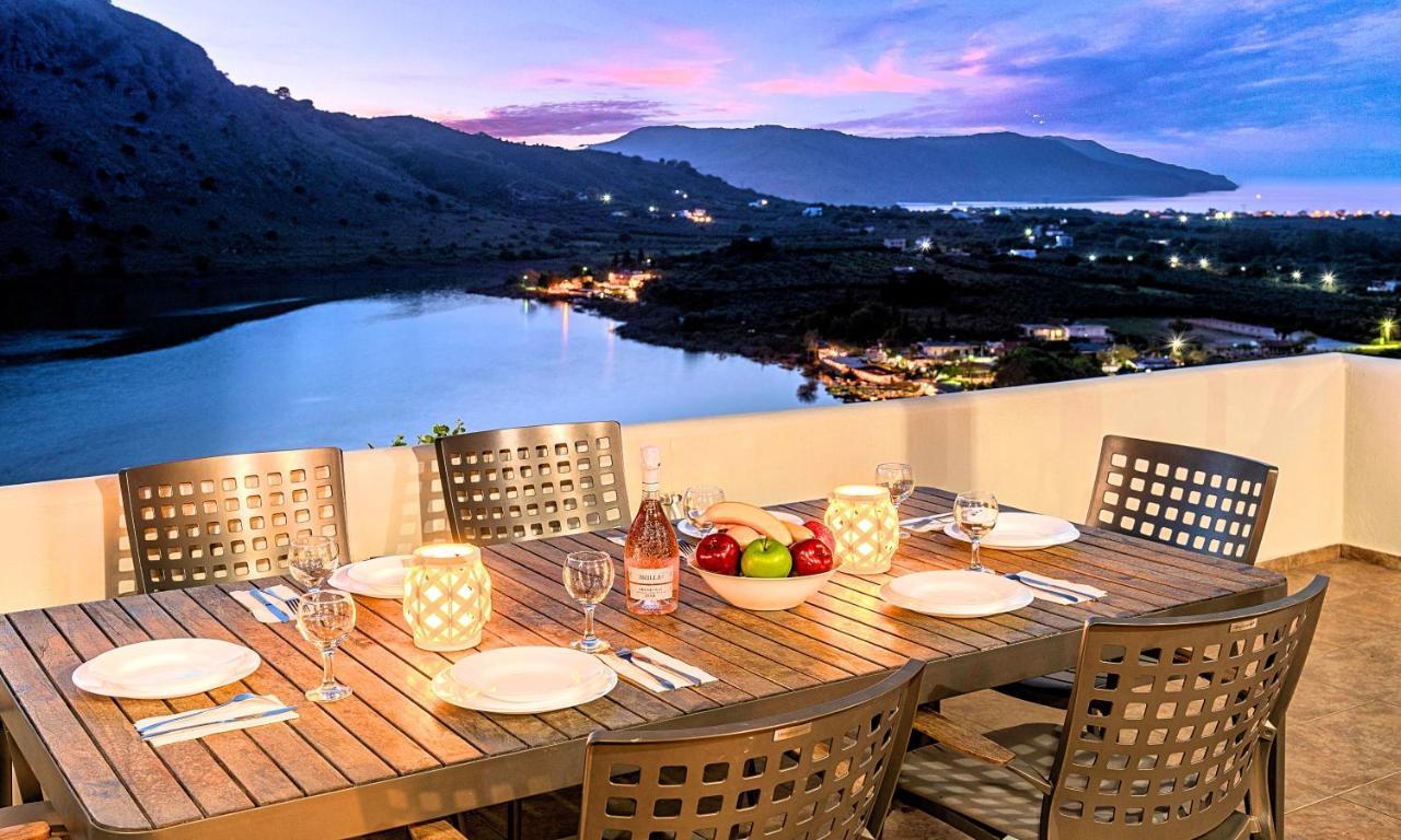 Du Lac Villas Kournás Екстериор снимка