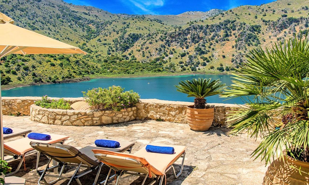 Du Lac Villas Kournás Екстериор снимка