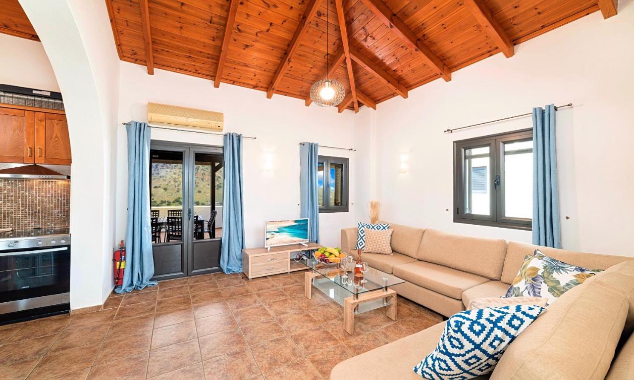 Du Lac Villas Kournás Екстериор снимка